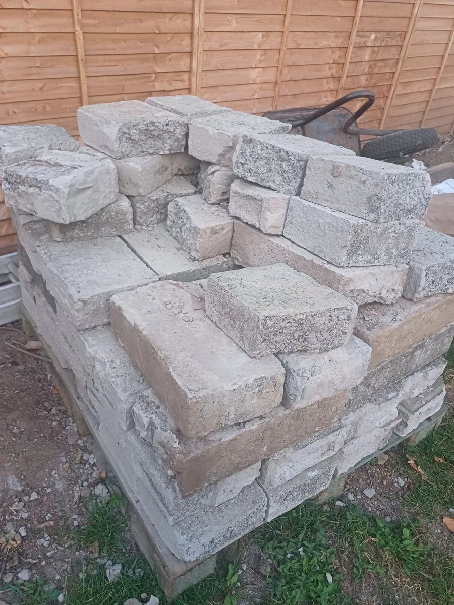 FREE 4 Inch Concrete Blocks - Image 2