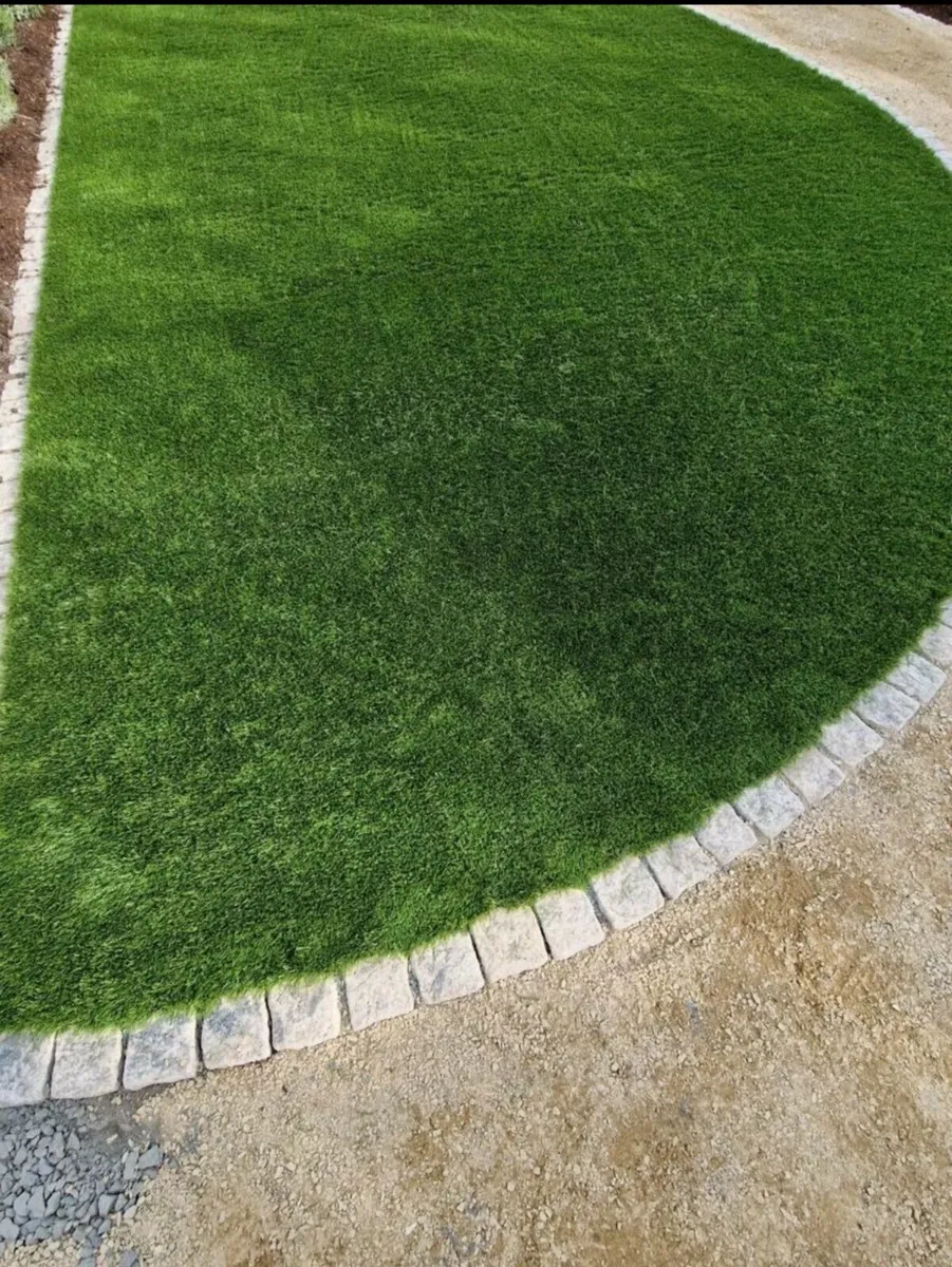 Artificial grass - Image 1