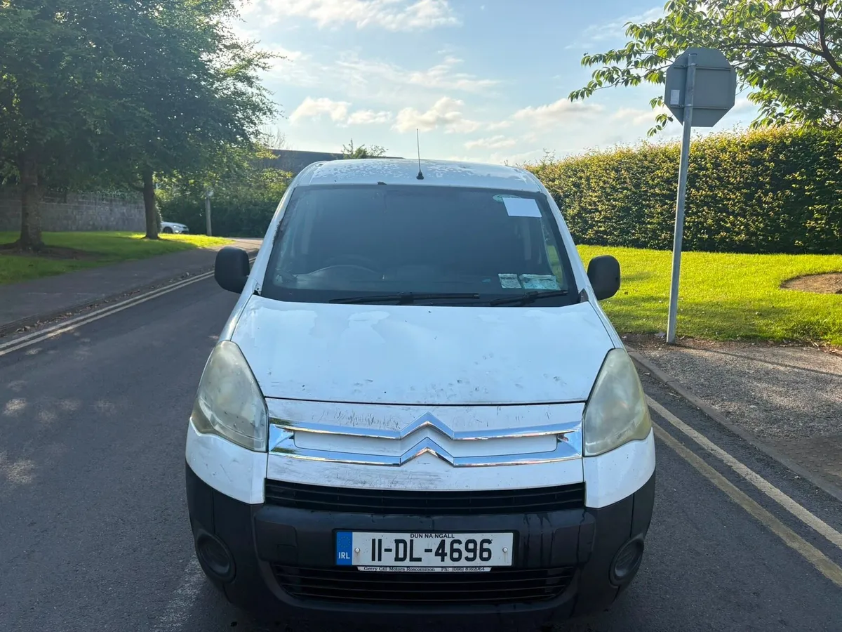 2011 Citroen Berlingo 1.6 HDI 3 Seats. DOE&TAX - Image 1
