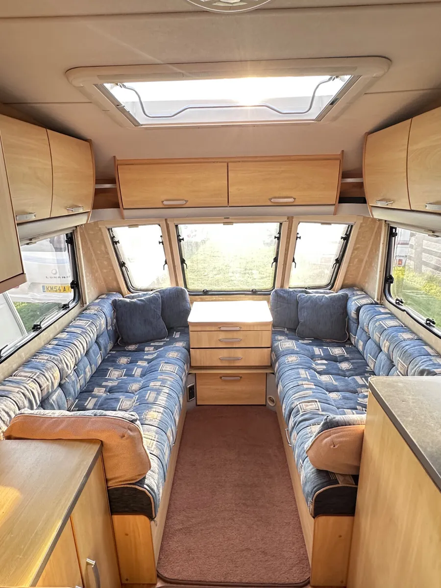 ✨STUNNING STERLING WINDWARD 6 BERTH✨ - Image 4