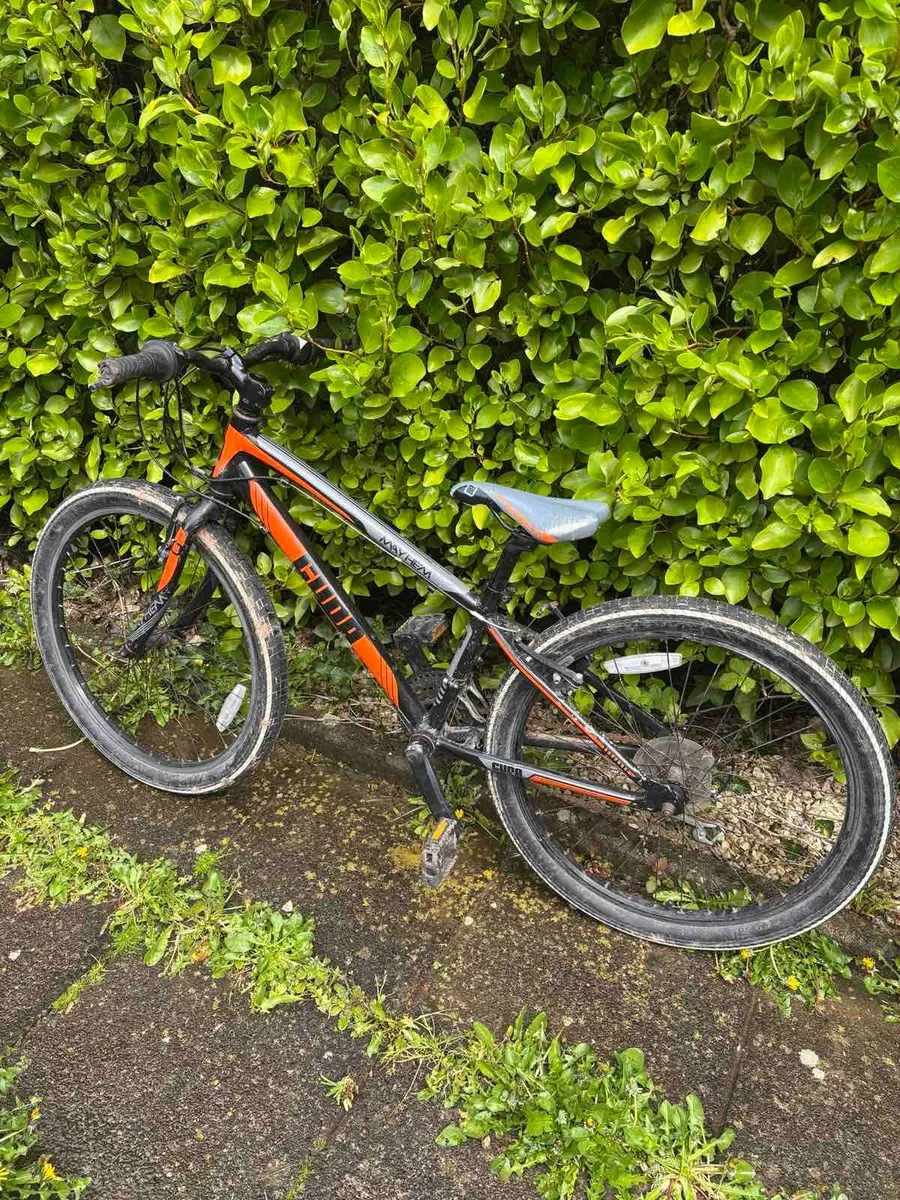Kids' Bike – 24" Wheels – Great Condition - Image 1