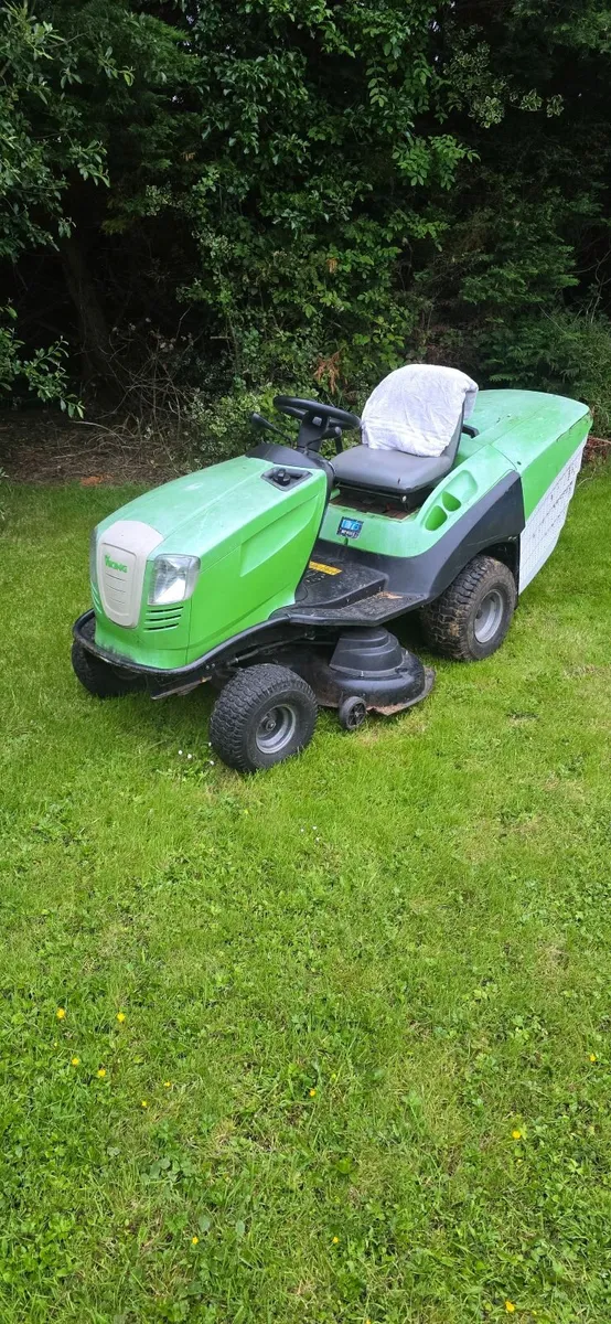 Viking T6 Ride on Lawnmower - Image 2