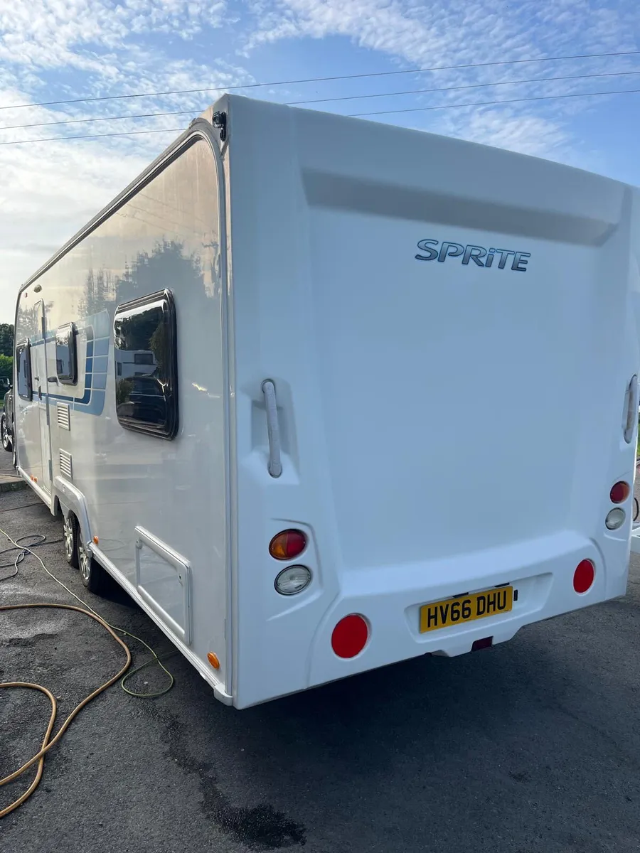 ✨STUNNING SWIFT SPRITE MAJOR 6 BERTH✨ - Image 2
