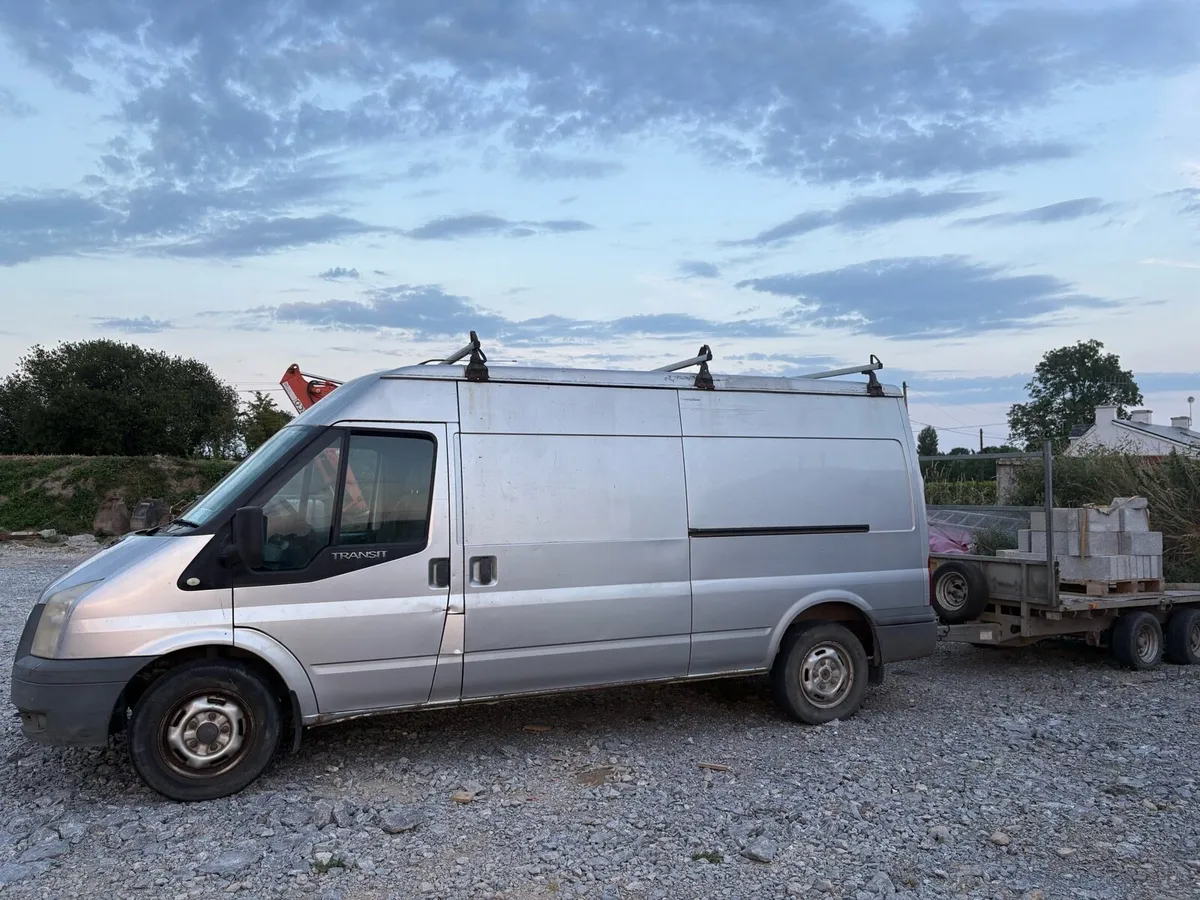 Ford transit van - Image 3