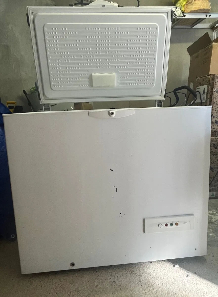 Freezer - Image 1