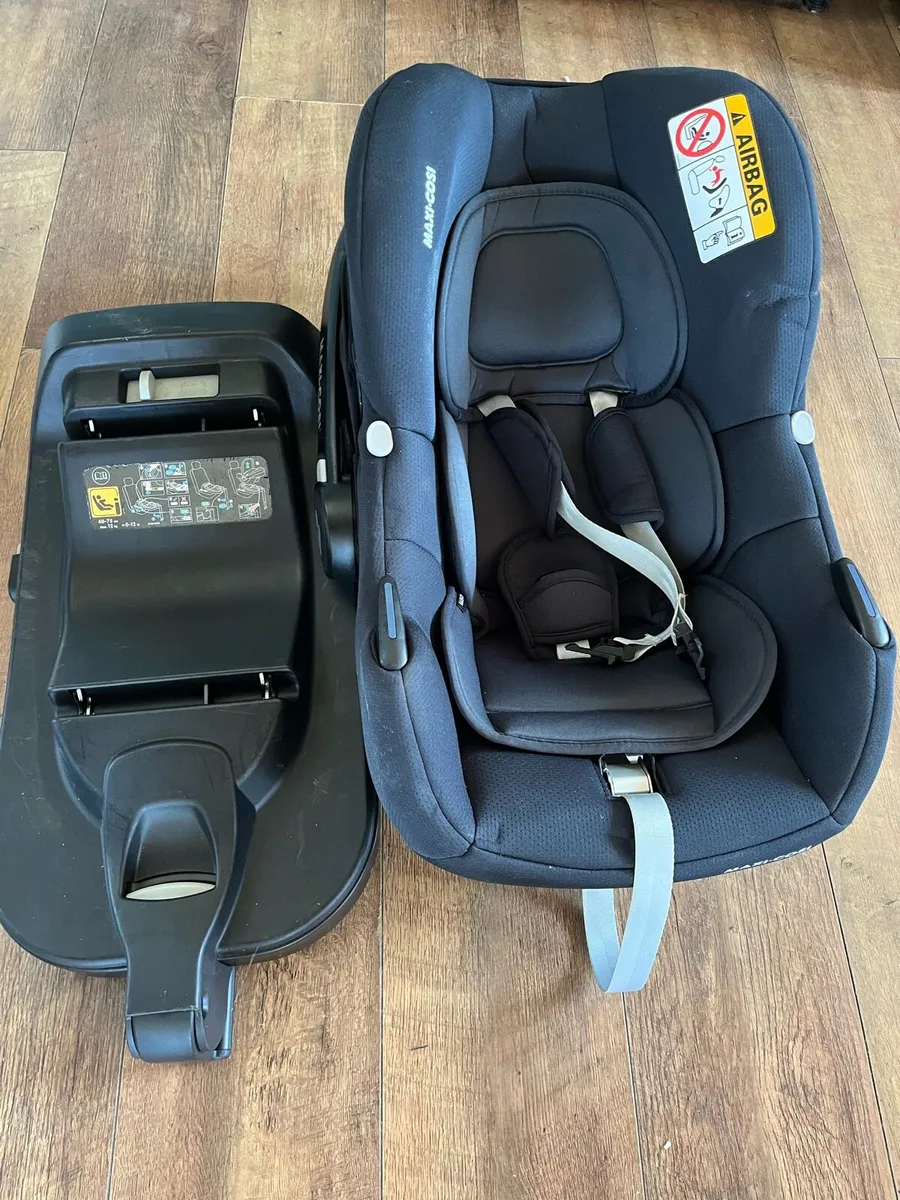 Maxi cosi baby car seat and buggy - Image 1