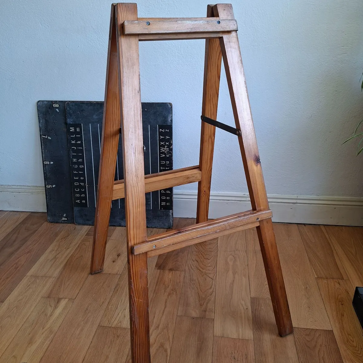 Vintage childs art easel, double sided, circa 1960 - Image 2