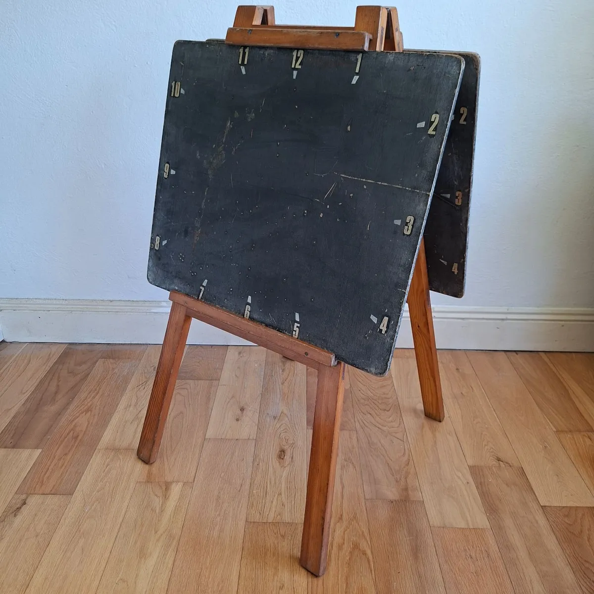 Vintage childs art easel, double sided, circa 1960 - Image 3