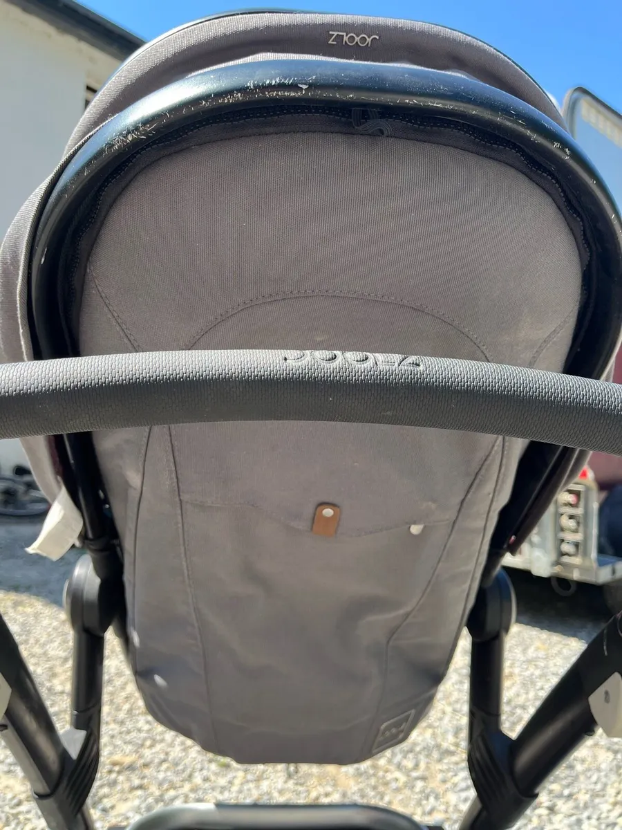 Baby buggy and maxi-cosi car seat - Image 4