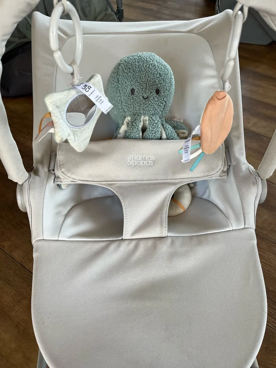 Mama & Papas baby rocking chair - Image 2