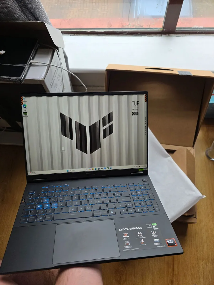 ASUS TUF A16 FA608UM | R7 260 | RTX 5060 | 16GB - Image 1