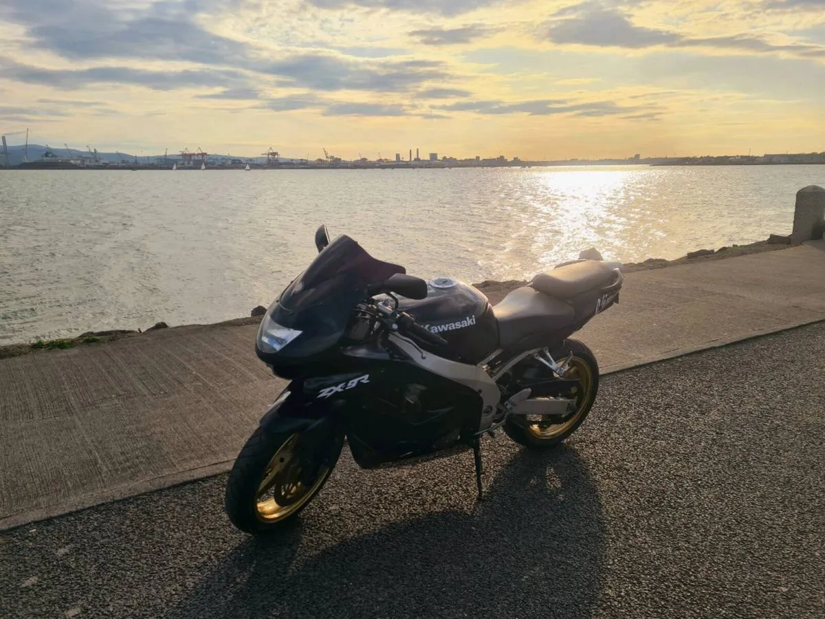 1998 Kawaski ZX-9R / Black / 900cc - Image 1