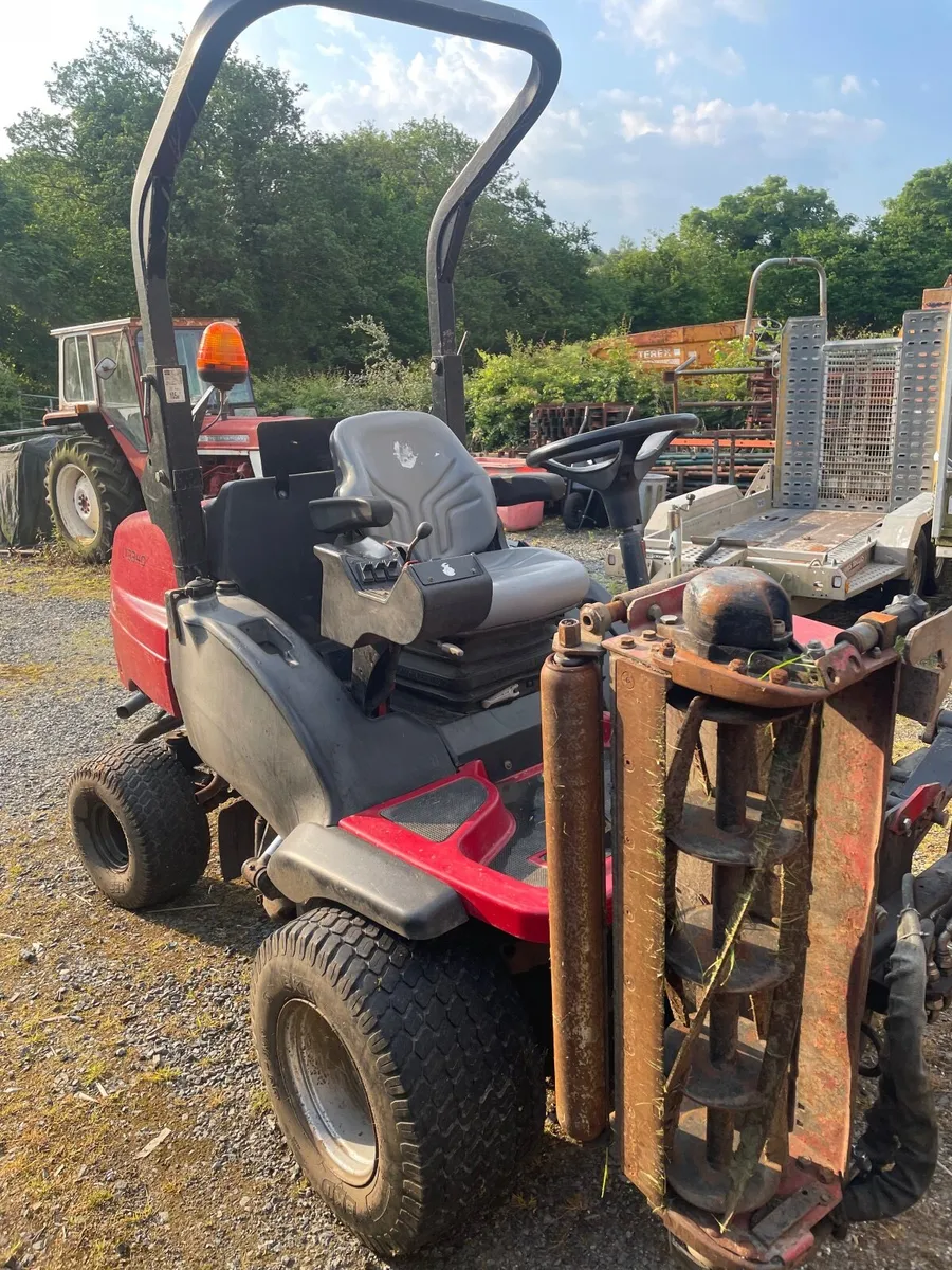 Lawnmower2013  lt2230  35 hp dielsel mower - Image 2