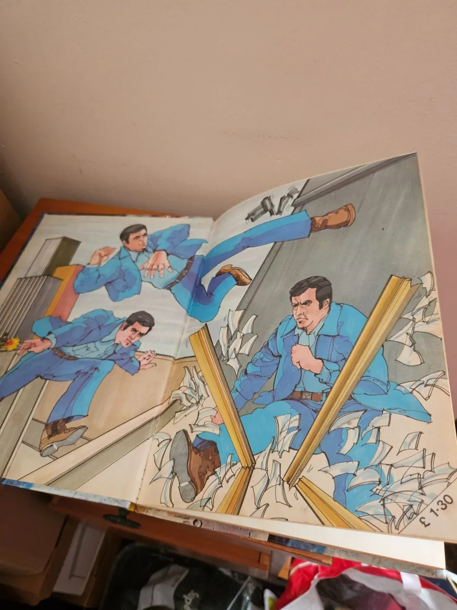 Vintage Six Million Dollar Man Annual - Image 2