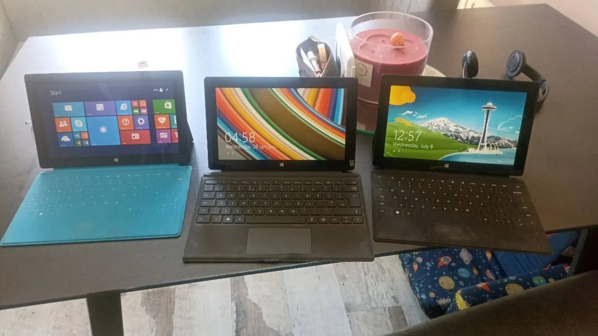 Microsoft surface tablets - Image 1