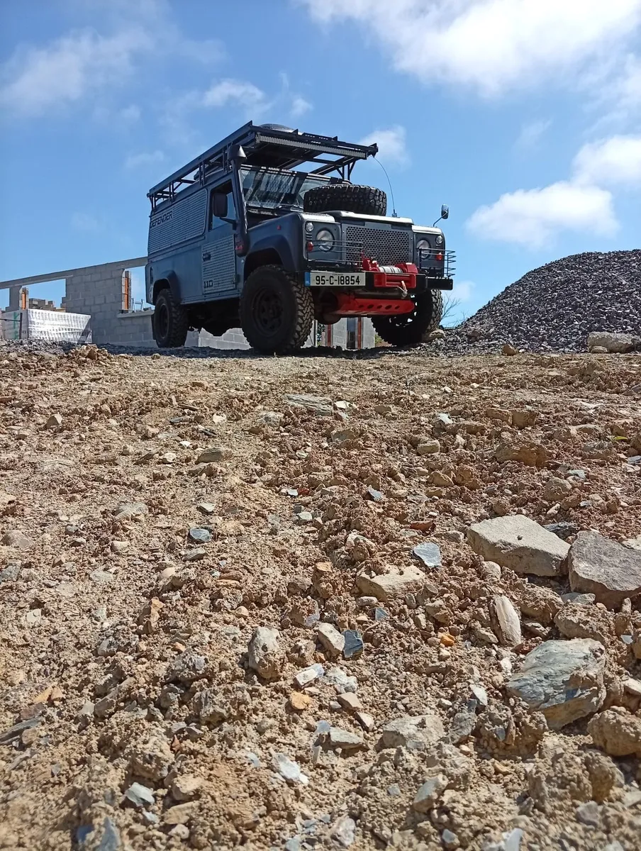 Land Rover Defender 1995 300TDI - Image 1