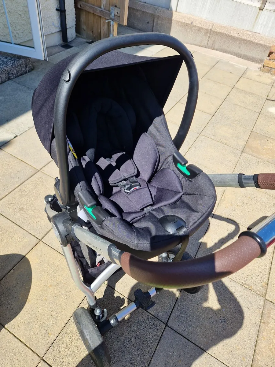 Panorama XT Pram - Image 3