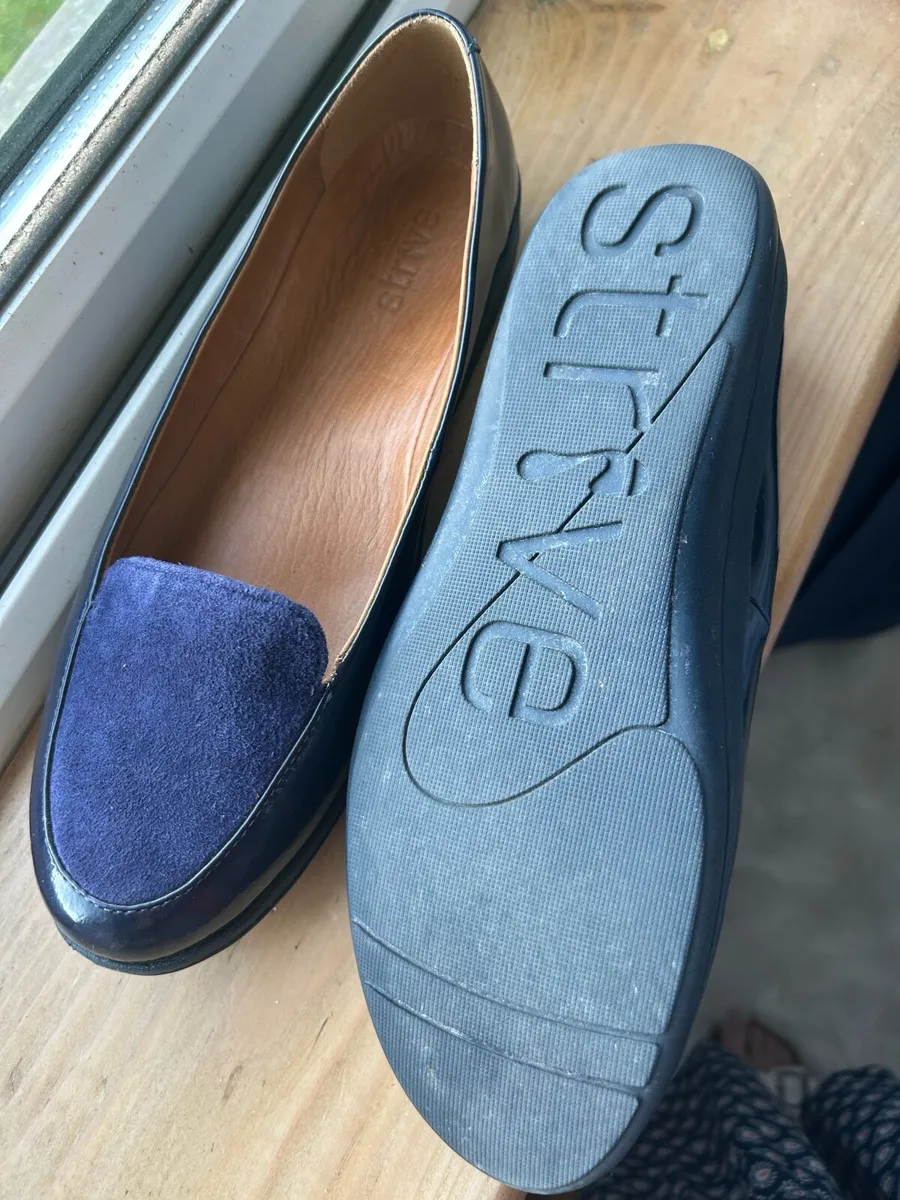 Navy leather and suede shoes - Image 2