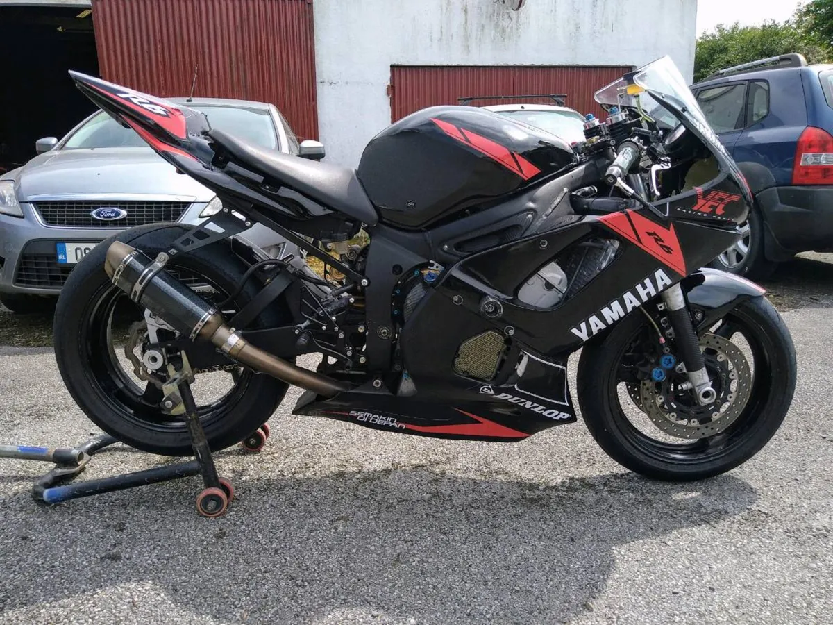 Yamaha r6 preinjection track race bike €2,800 - Image 1