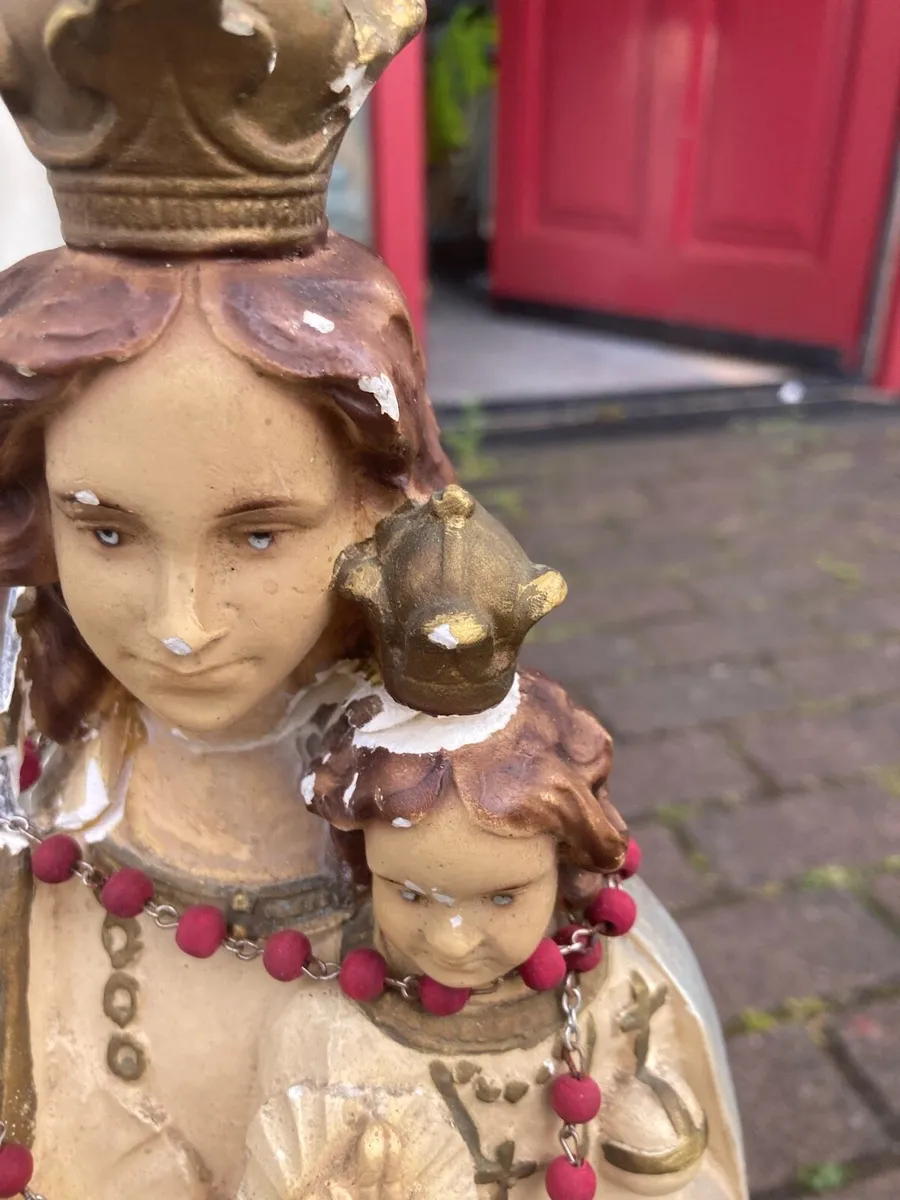 Large statue Virgin of Luxembourg free postage - Image 3