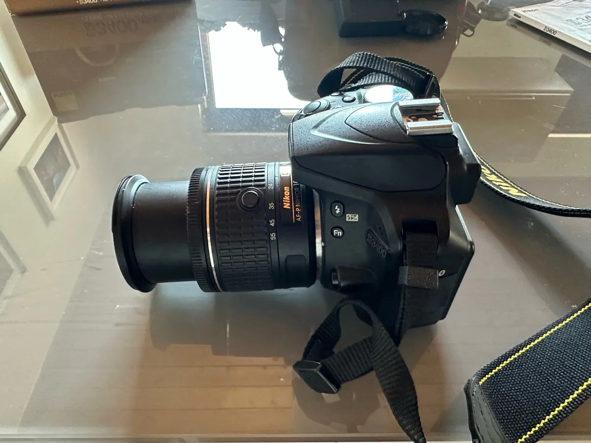 Nickon D3400 DSLR Camera Excellent Condition - Image 3