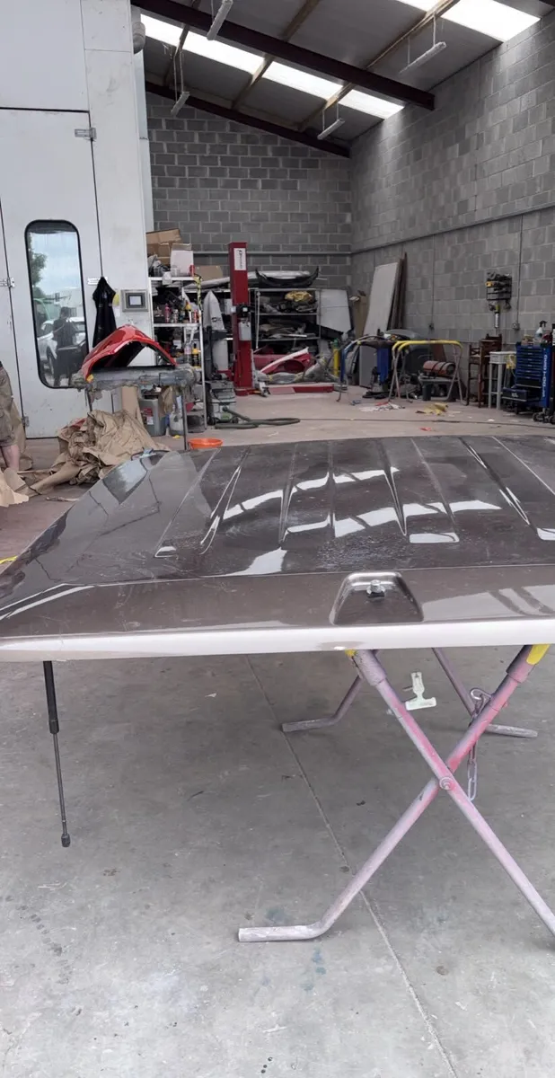 Tonneau lift up cover for amarok - Image 1