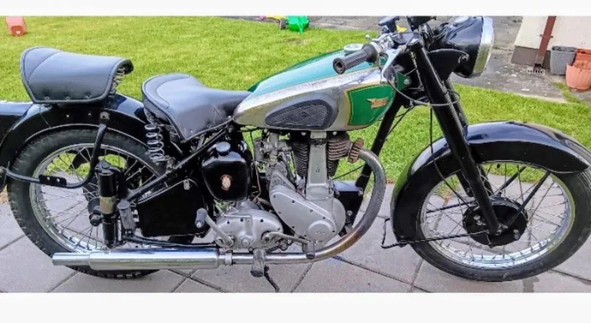 Bsa b 31 1950 - Image 1