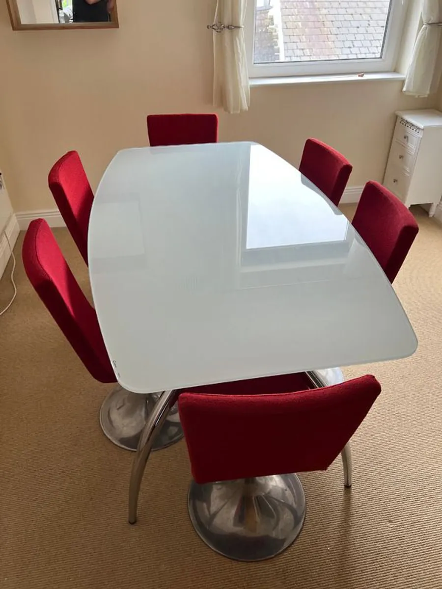 Calligaris Table & 6 Chairs - Image 1