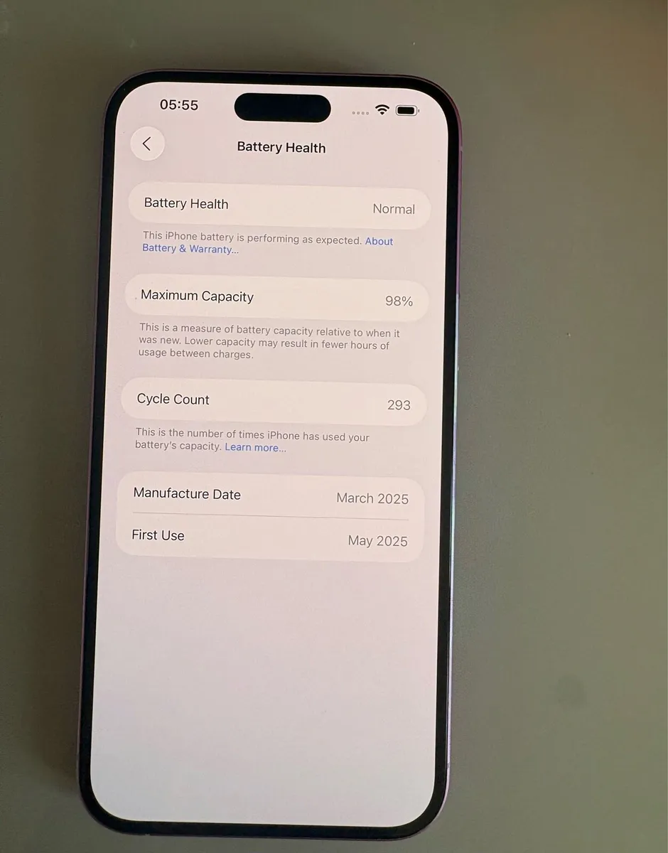 iPhone 16 plus - Image 2