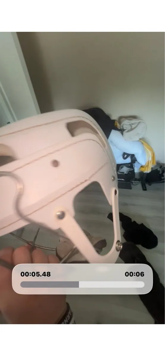 White oldstyle sk100 cooper helmet - Image 3