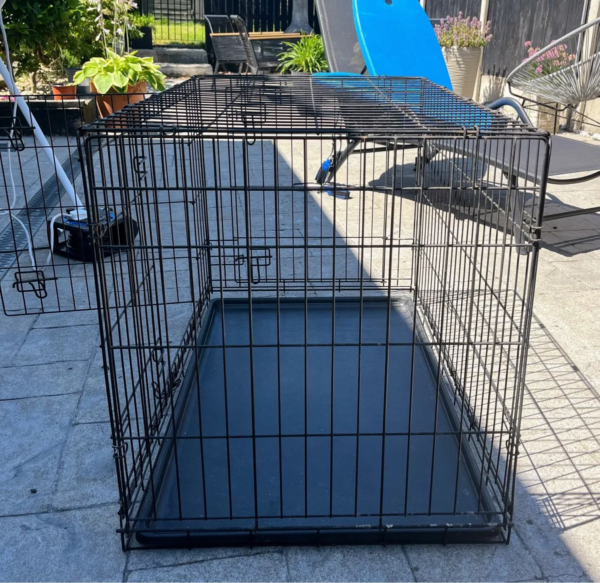 Dog crate - Image 1