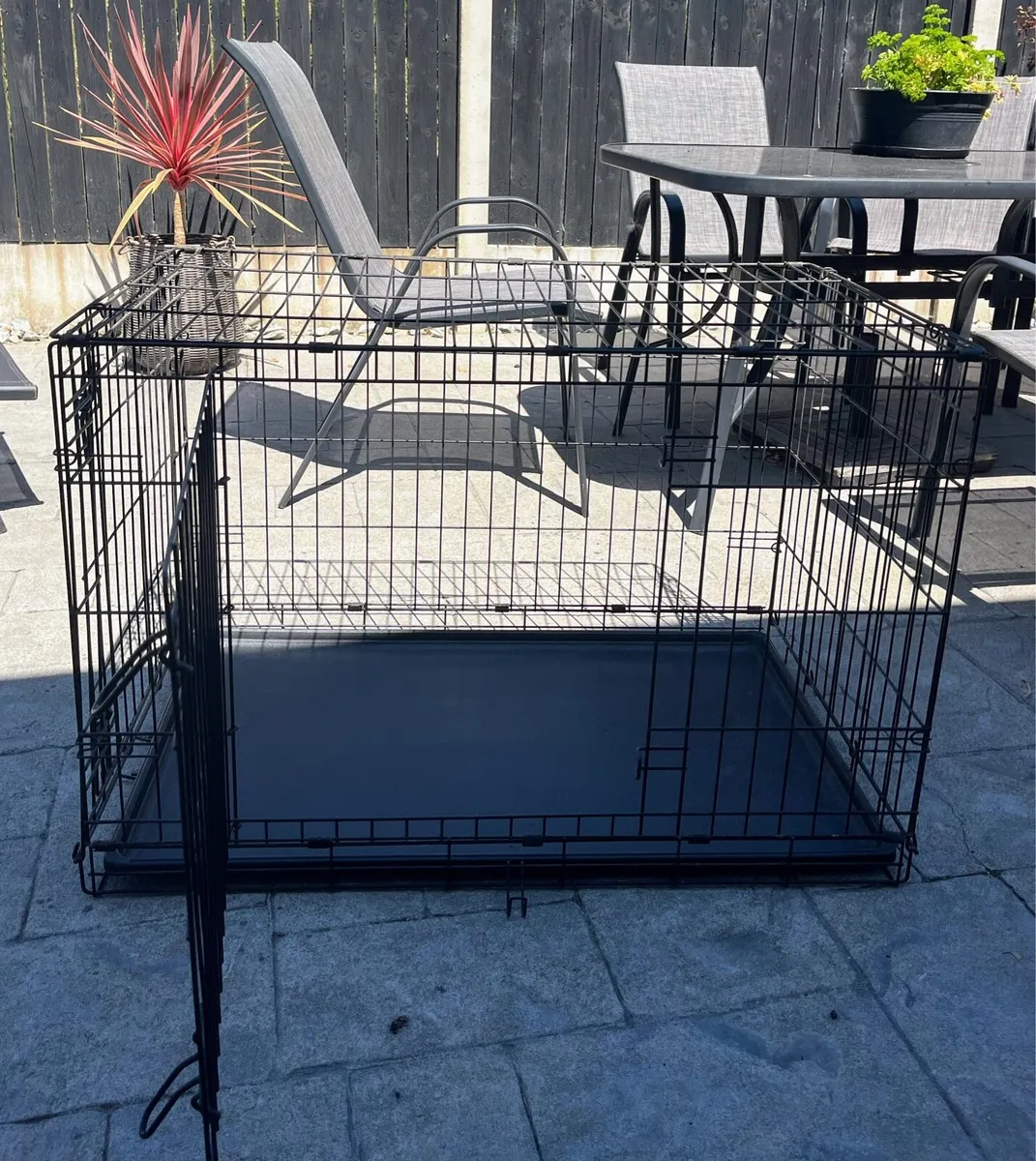 Dog crate - Image 2