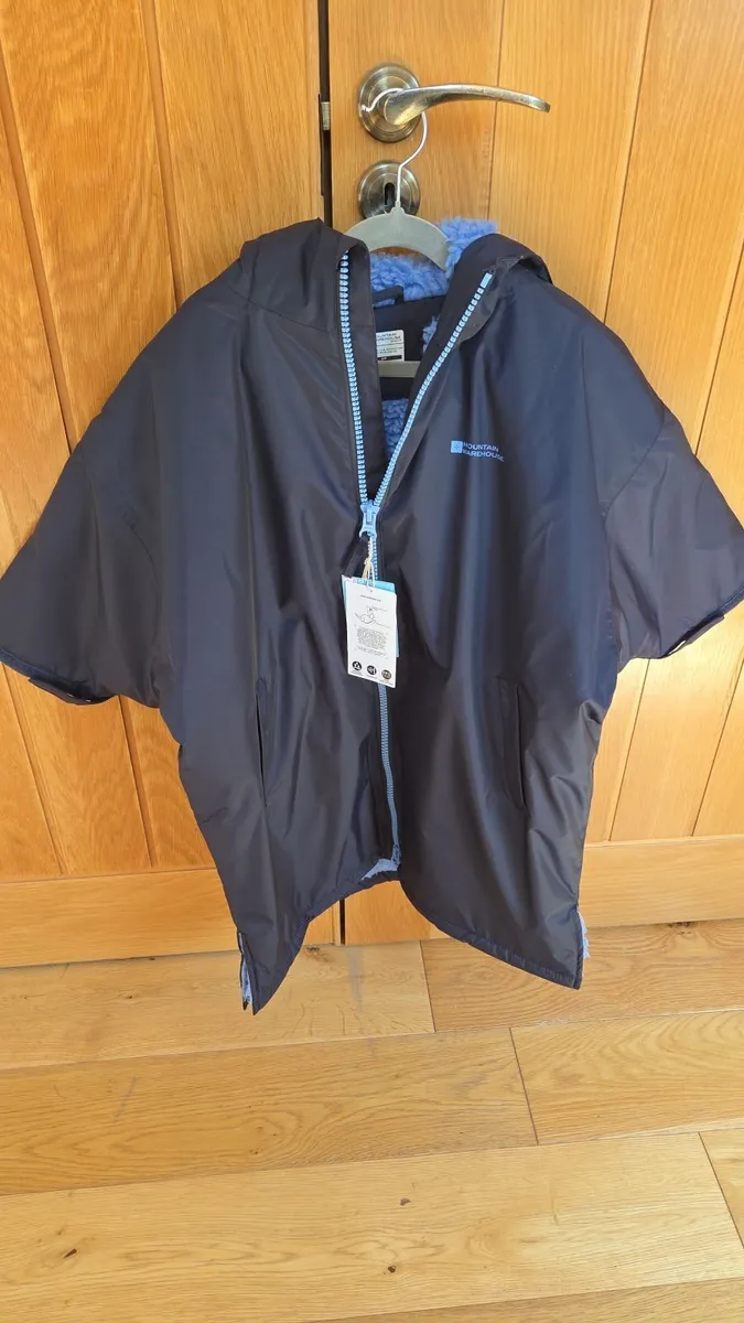New kids swim shoes and coat - Image 1