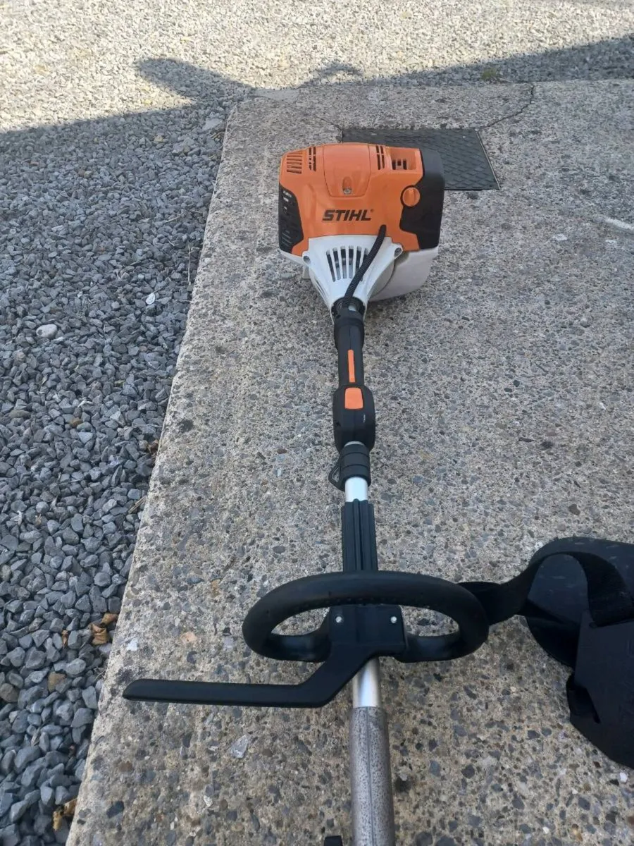 Stihl long reach hedge trimmer - Image 2