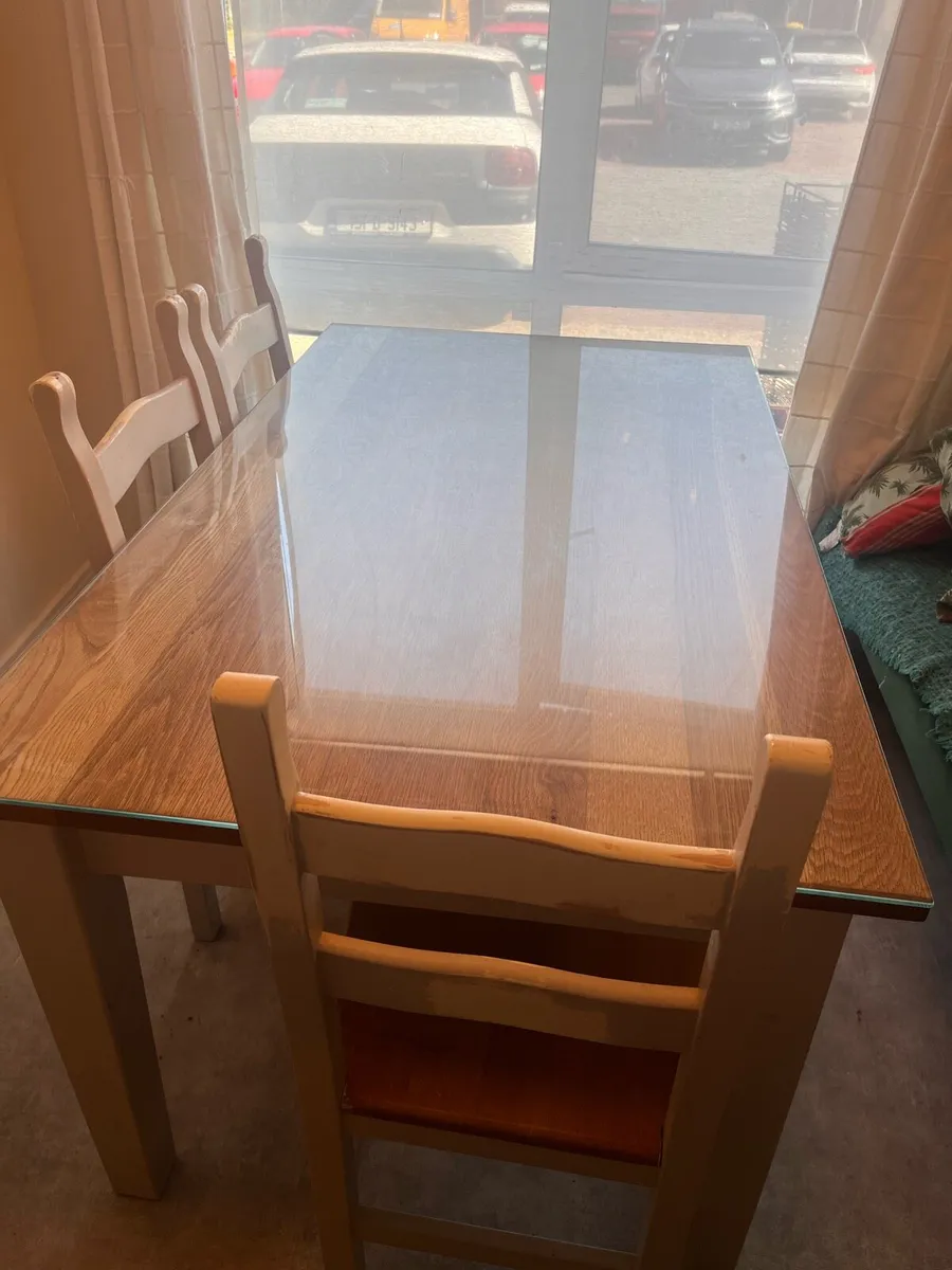 Oak kitchen table with glass top - Image 1