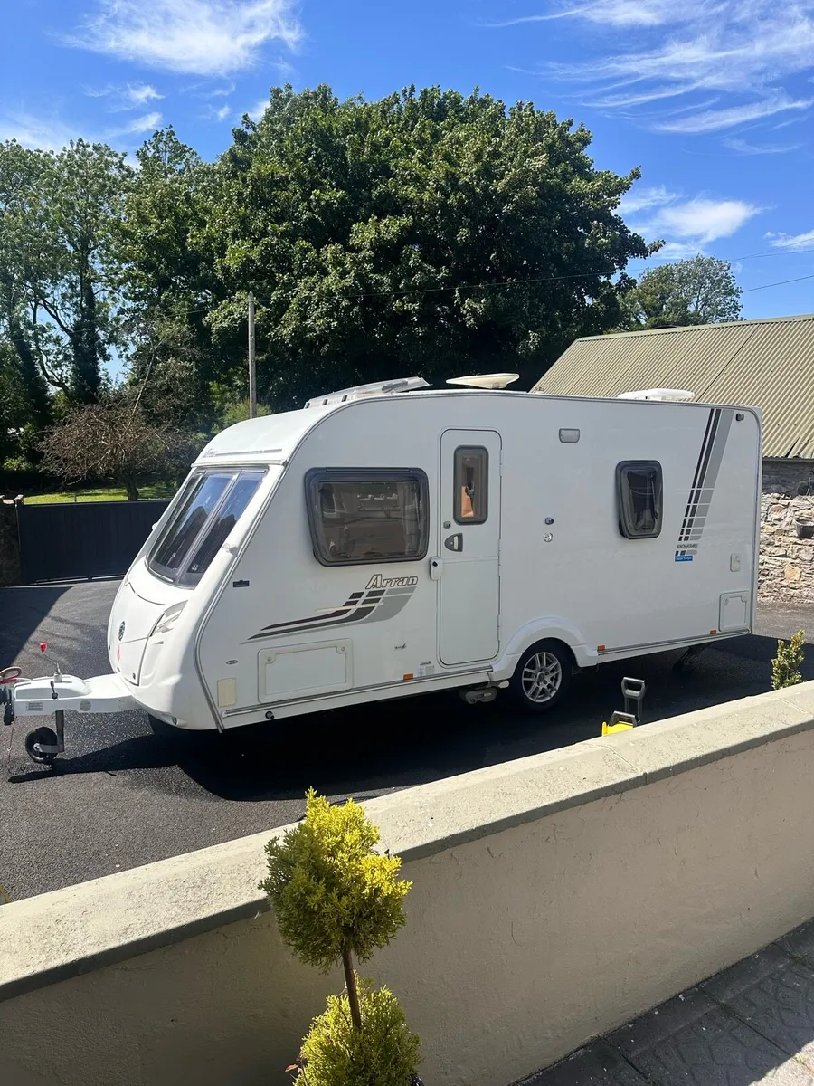 Swift 4 Berth fixed Bed Caravan - Image 1