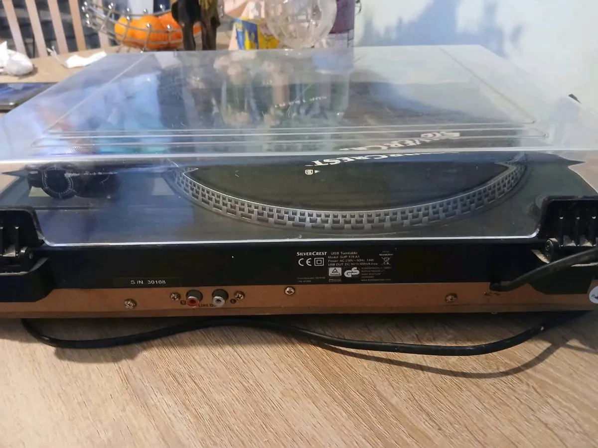 Record player - Image 4