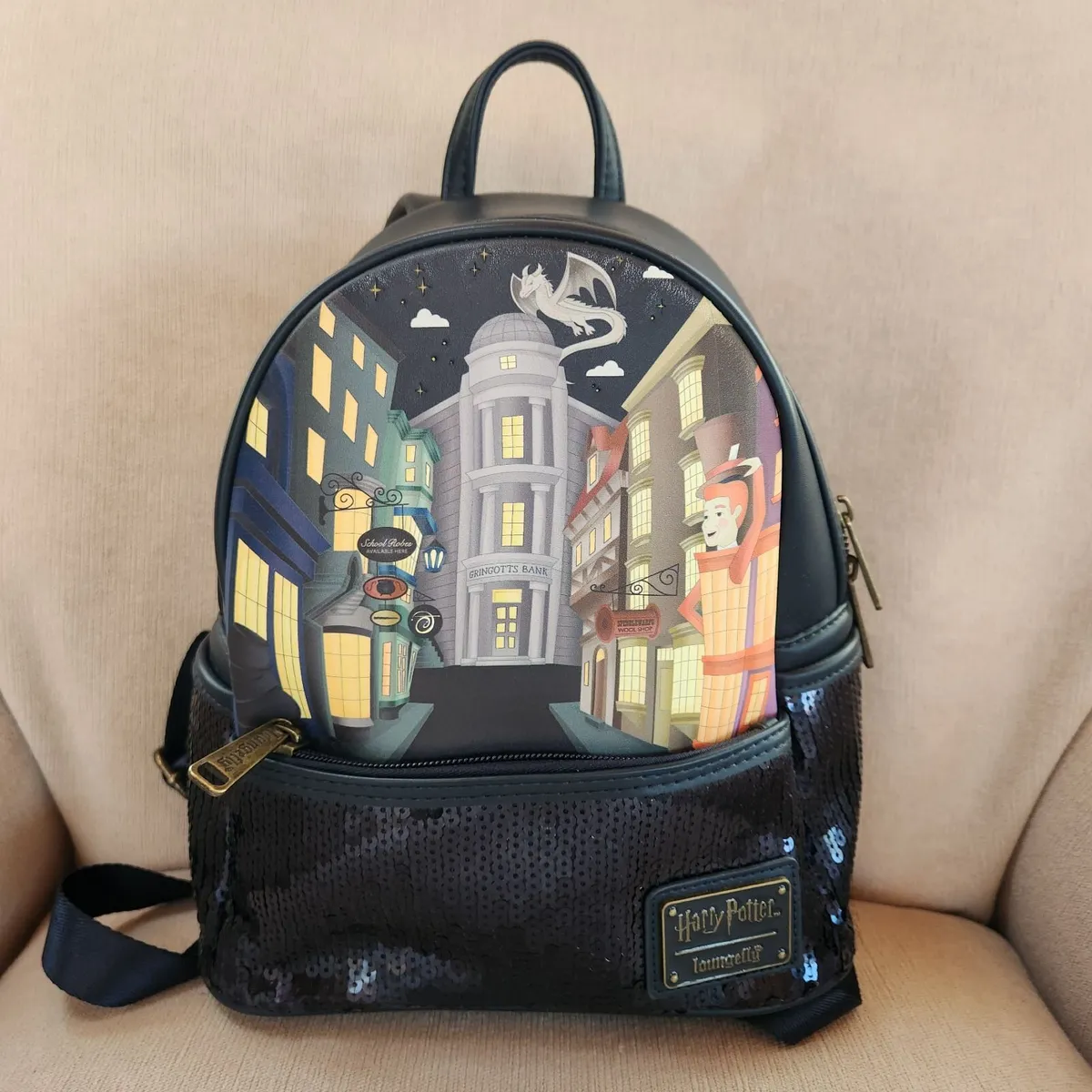 Loungefly backpack NEW - Image 3