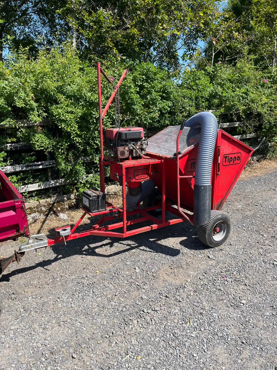 Mini Tippa Paddock Vacuum - Image 1