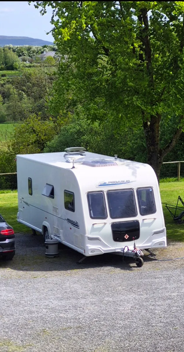 2011 bailey pegasus - Image 1