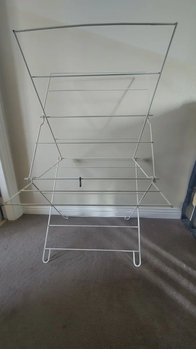 Clothes drying racks - Image 1