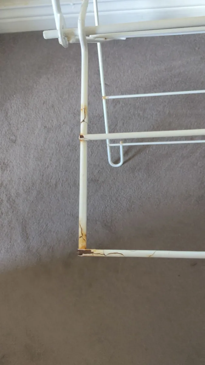 Clothes drying racks - Image 3
