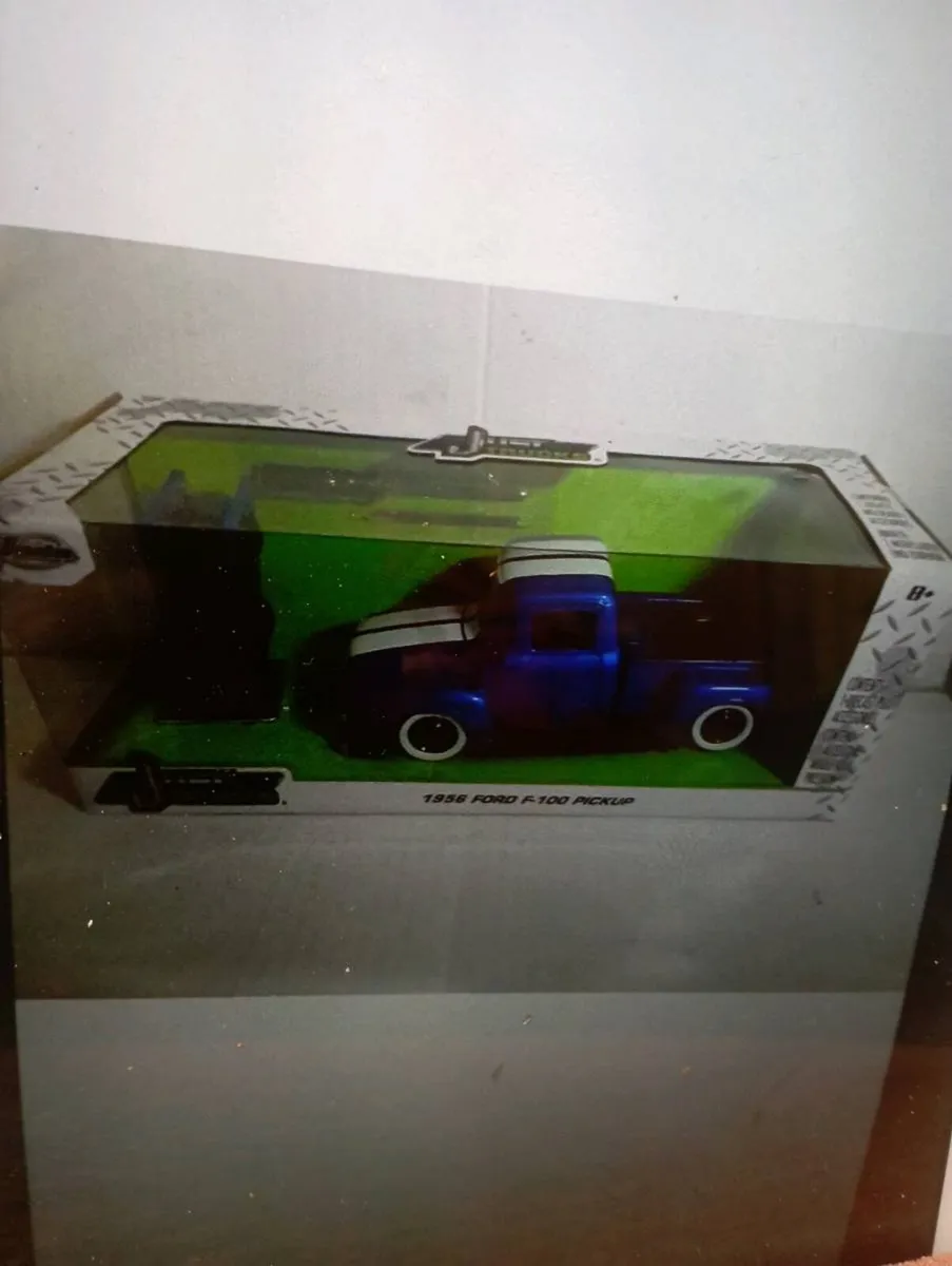 VINTAGE JAVA 1956 FORD -100 PICK UP TRUCK - Image 3