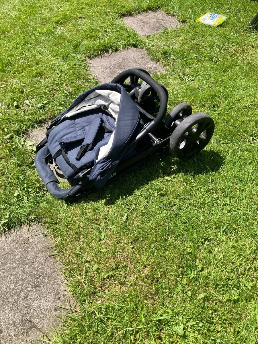 Joie Litetrax Stroller - great for travels - Image 4