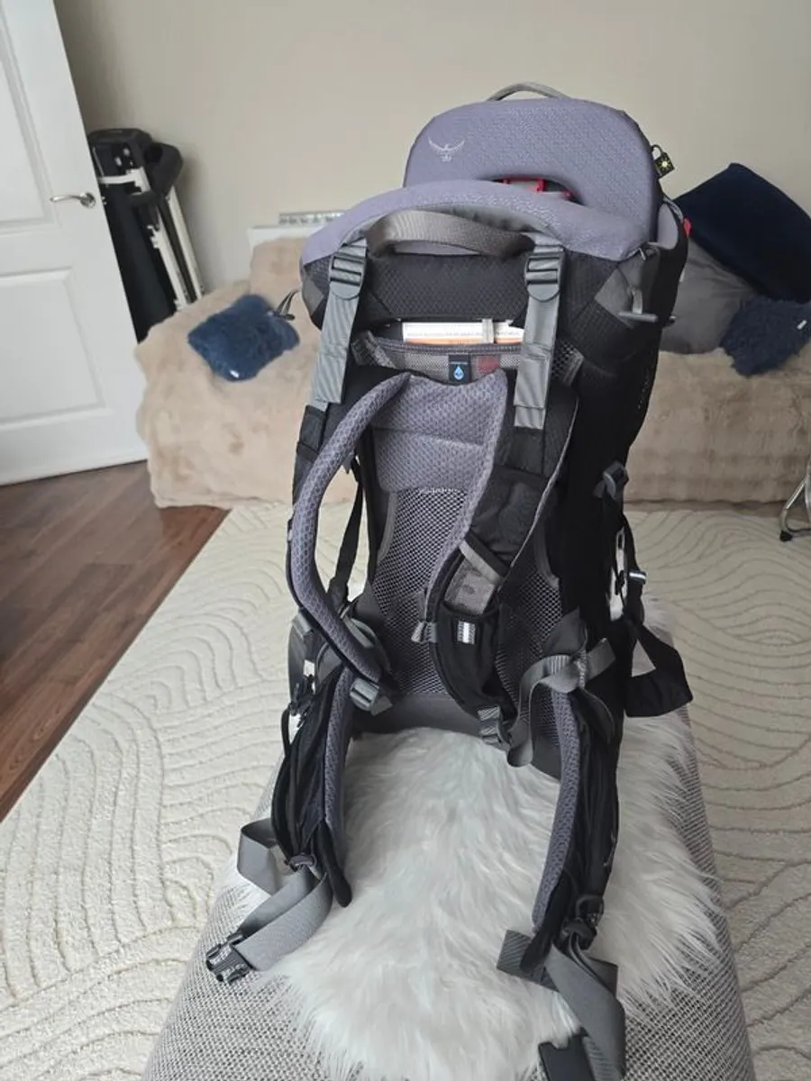 Osprey Poco Child Carrier Premium Black - Image 3
