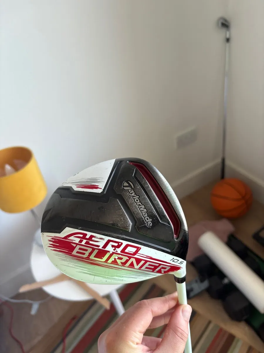 Taylormade aero burner driver 10.5 degree - Image 1