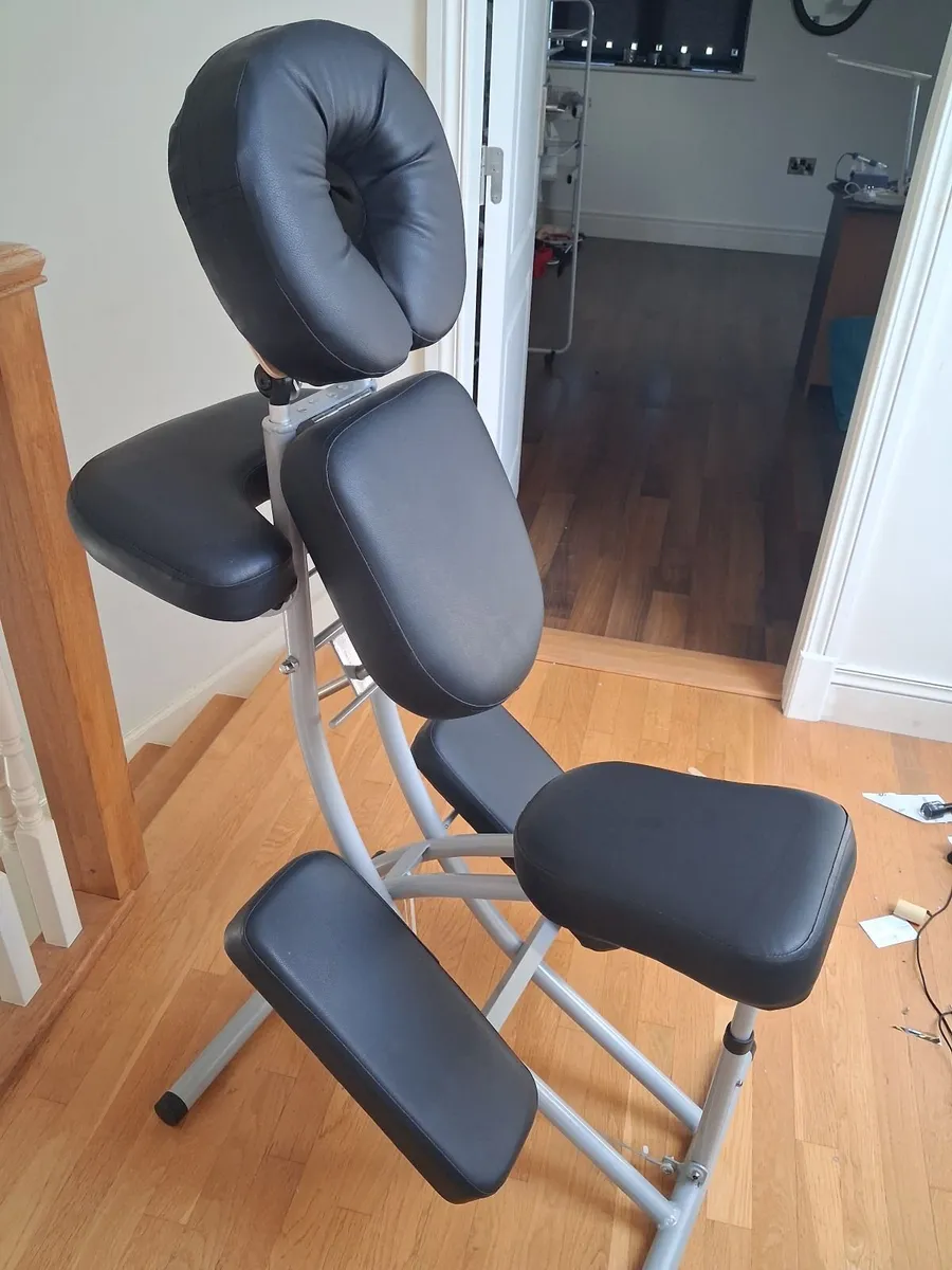 Portable massage chair - Image 1