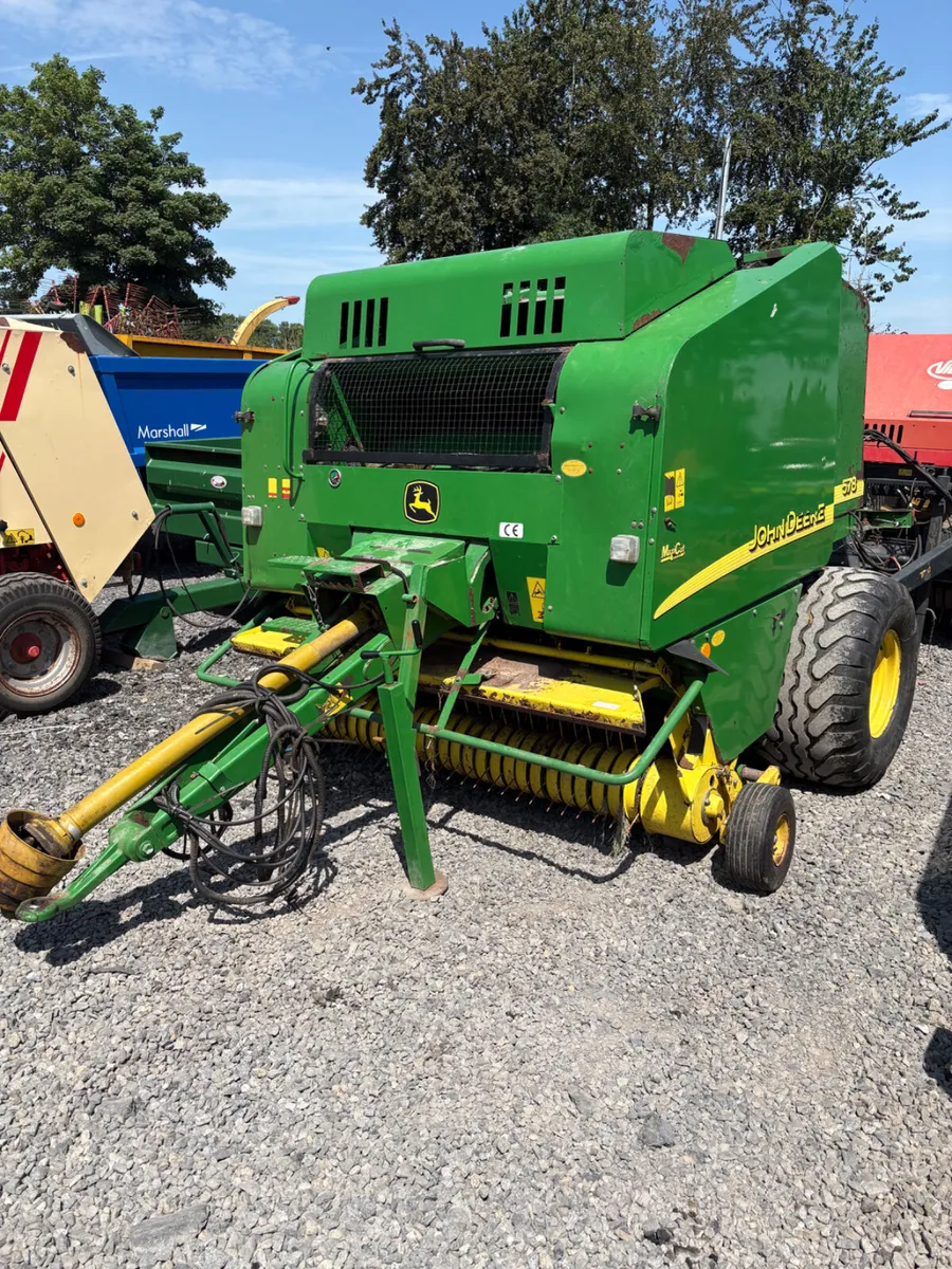 John Deere Round Bailer - Image 1