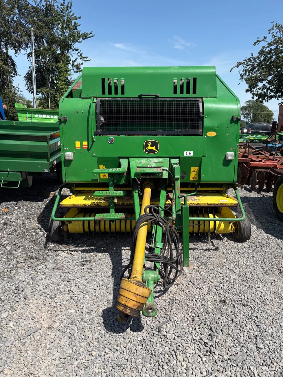John Deere Round Bailer - Image 3