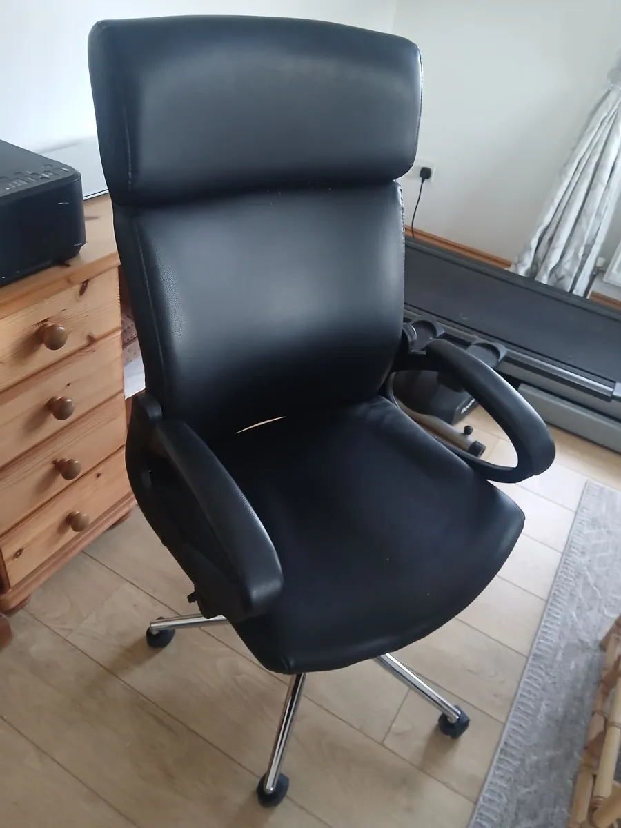 Office chair - Image 3